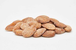 طرز تهیه بادام شور بو داده به روش بازاری