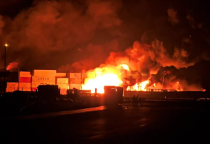 تصویر؛ انفجار بندرعباس در محوطه اختصاصی چه شرکتی رخ داده است؟