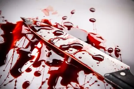 دست مرد بدهکار به خون آلوده شد