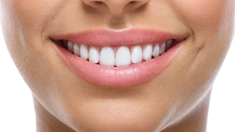 کامپوزیت بهتر است یا لمینت؟