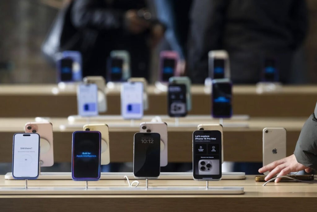 افزایش قیمت آیفون افزایش قیمت آیفون