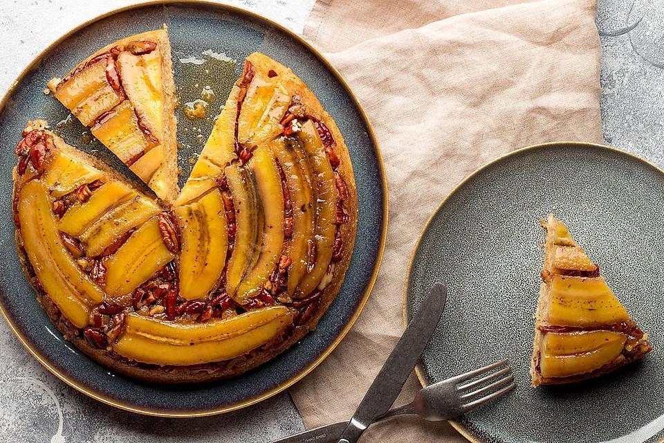 طرز تهیه کیک موز برگردان؛ کیک خوشبو و خوشمزه