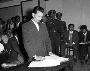 عکسهای منتشرنشده از آرسن لوپن ایران که در خیابان ناصرخسرو تیرباران شد!