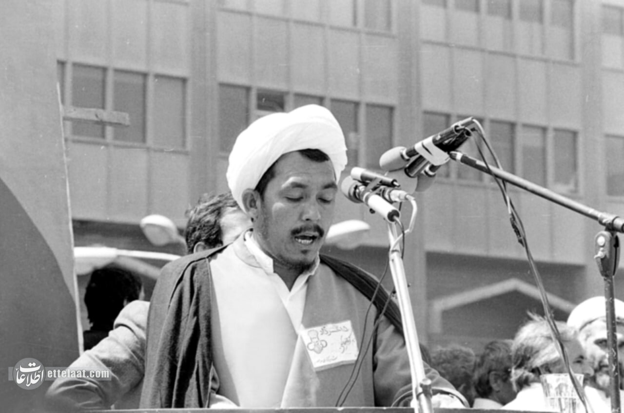 گزارش تصویری اولین سالگرد ۱۵خرداد بعد از انقلاب