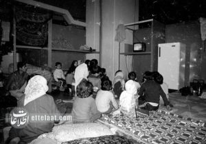 گزارش خواندنی و عکسهای دیدنی از روزگاری که تهرانیها در پناهگاه زندگی میکردند