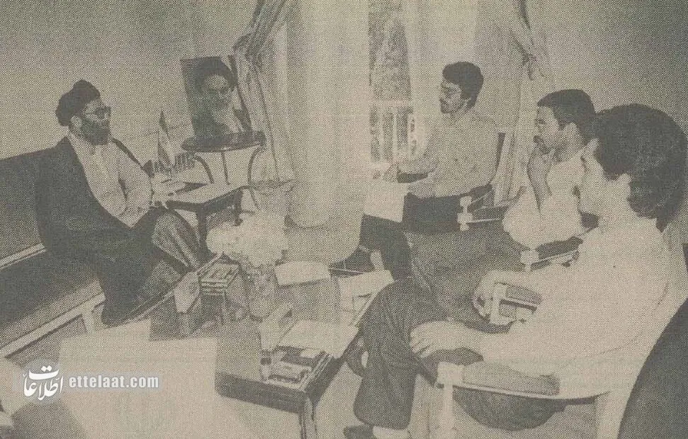 عکسی که خبرنگاران اطلاعات از ۱۲ سالگی رهبر انقلاب منتشر کردند