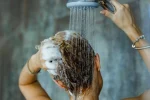 how-often-to-wash-hair-in-the-summer-according-to-experts-2