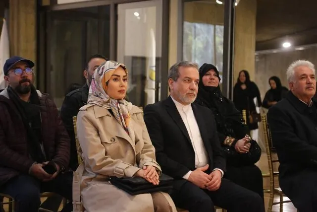 همسر دوم عراقچی