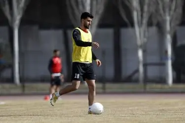 کری بازیکنان پرسپولیسی استقلال خوزستان بعد از برد استقلال (عکس)