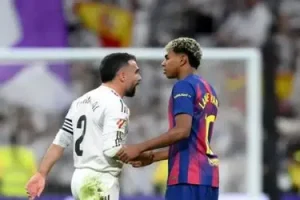 ادامه جنجال کارواخال و لامین یامال پس از الکلاسیکو