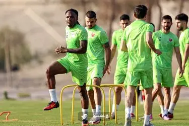 پزشک پرسپولیس به کار خود ادامه می‌دهد