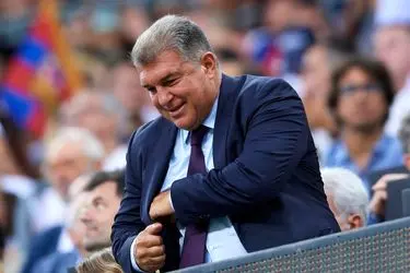 لاپورتا: باشگاه‌های سوپرلیگ باید به یوفا بازگردند