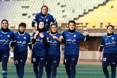 صدرنشینی گل‌گهر در پایان هفته چهارم