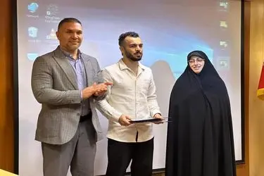 تقدیر از سالار آقاپور بهترین بازیکن فوتسال آسیا