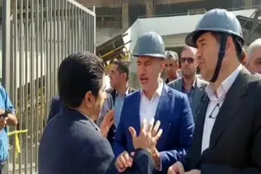 بازدید رییس سازمان برنامه و بودجه و وزیر ورزش از مراحل بازسازی ورزشگاه آزادی