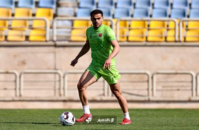 گزارش تصویری تمرین امروز پرسپولیس با یک مهمان ویژه