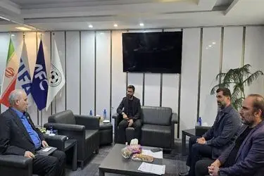جلسه سرمربی و مدیران تیم امید با تاج