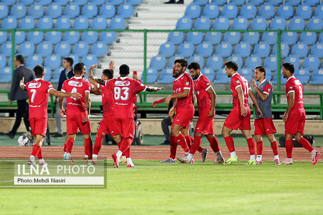 گزارش تصویری تیم‌های پرسپولیس و ذوب آهن اصفهان