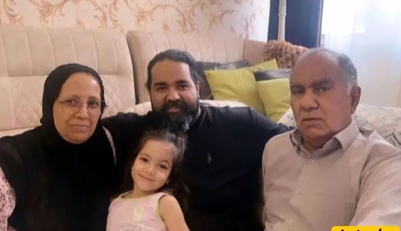 باورتان می شود این مرد جوان پدر رضا صادقی است+ عکس باورتان می شود این مرد جوان پدر رضا صادقی است+ عکس