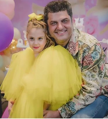 باورتان می شود این دختر خارجی؛ دختر سام درخشانی است+ عکس باورتان می شود این دختر خارجی؛ دختر سام درخشانی است+ عکس