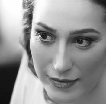 زیبایی حیزت انگیز فلامک جنیدی در روز عروسی اش با آرایشی ساده+ عکس زیبایی حیزت انگیز فلامک جنیدی در روز عروسی اش با آرایشی ساده+ عکس