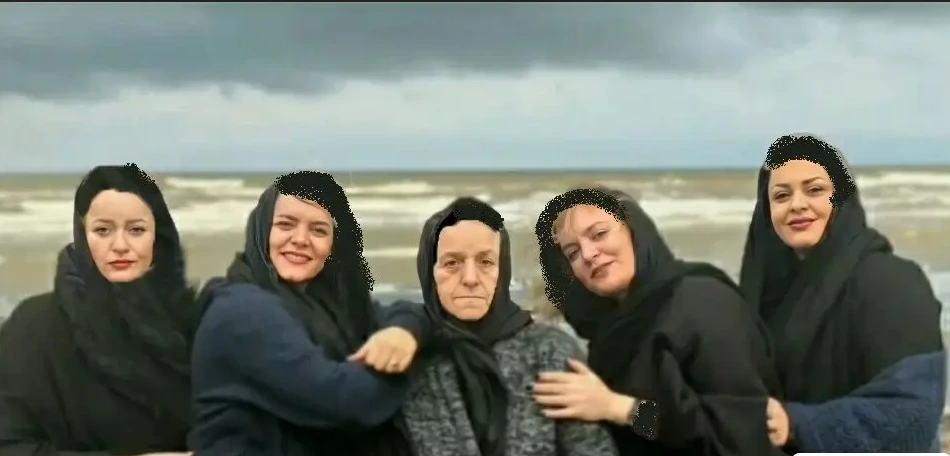 عکس باورنکردنی نعمیه نظام دوست و 3 خواهرش با شباهت 100 درصدی+ عکس