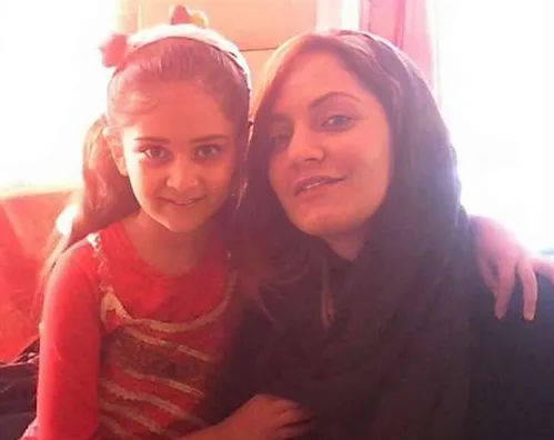 میدانید این دختربچه در فیلمهای قدیمی همان ملیکا پارسا دوست است+ عکس میدانید این دختربچه در فیلمهای قدیمی همان ملیکا پارسا دوست است+ عکس