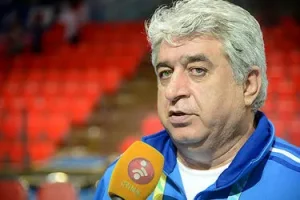 حسین شمس: باید سریعتر نسل تیم ملی فوتسال را جوان کنیم