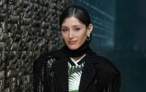 در گذر زمان؛ عکس کودکی فرشته حسینی در آغوش مادرش