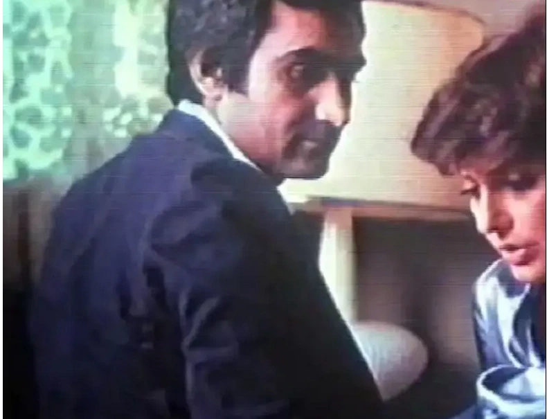 سفر زمان؛ چهرۀ «ناصر ممدوح» در 35 سالگی در اولین فیلمش در کنار «گوگوش» سفر زمان؛ چهرۀ «ناصر ممدوح» در 35 سالگی در اولین فیلمش در کنار «گوگوش»