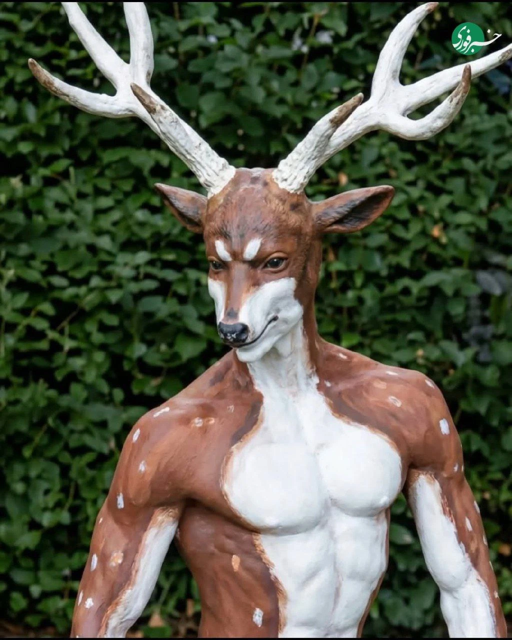 مرد گوزننما در آمریکا به اشتباه شکار شد!+ عکس مرد گوزننما در آمریکا به اشتباه شکار شد!+ عکس