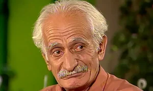 کیومرث ملک مطیعی ۴۱ ساله در کنار شهره صولتی