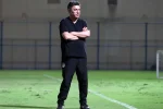 واکنش امیر قلعه&zwnj;نویی به پناهندگی دختران ایران به استرالیا