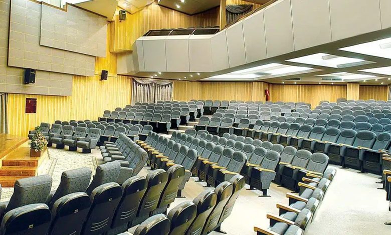 چرا صندلی آمفی تئاتر و صندلی همایش در موفقیت سالن نقش کلیدی دارند؟