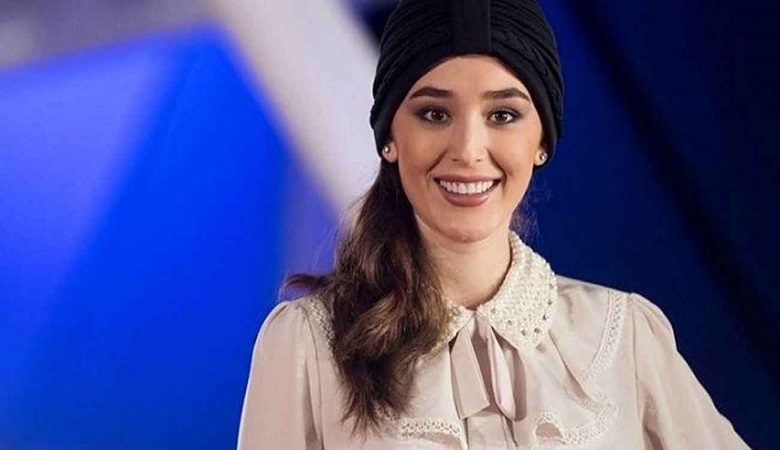 لباس عجیب “فرشته حسینی” در این سن و سال/ عکس