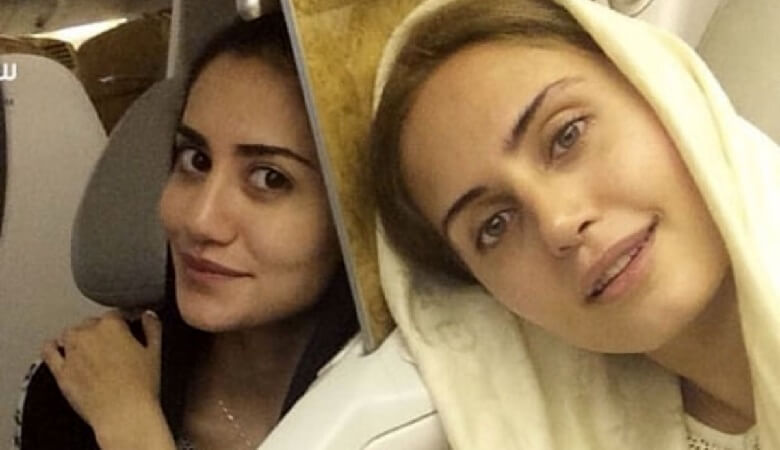 ویدئو/ دور دور و شیطنت الناز شاکردوست به همراه خواهرش