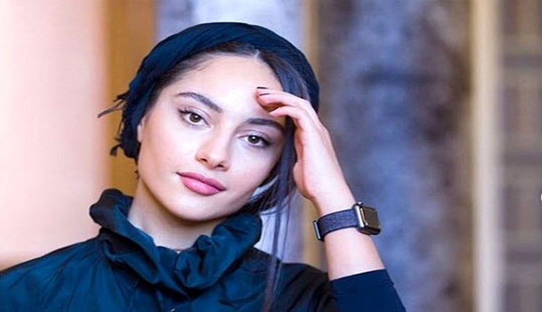 ژست دلبرانه “ترلان پروانه” با آرایش ملیح دخترانه/ عکس