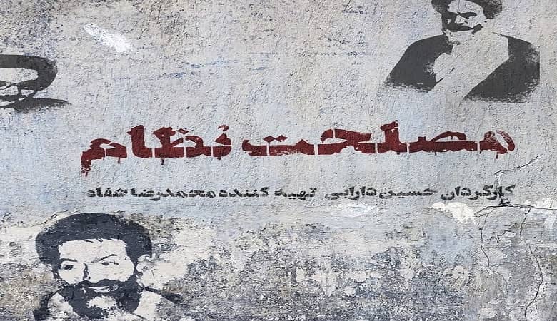 ظاهر متفاوت “آریانا گرانده” در تبلیغات لوازم آرایشی‌ خودش!