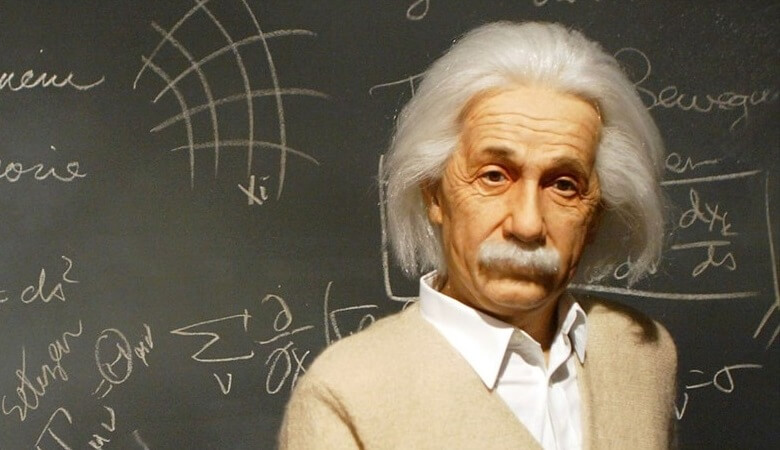 آلبرت اینشتین با ۴ توصیه زندگی‌تان را زیر و رو می‌کند + فهرست توصیه‌ها