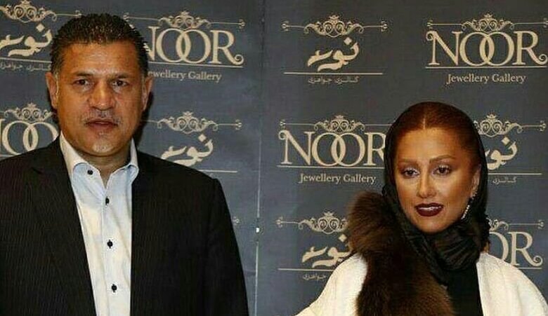 عکس/ علی دایی در کنار همسر شطرنجی‌اش!