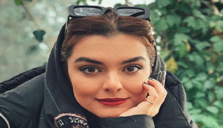 “دنیا مدنی” حسابی محجبه شد/ عکس