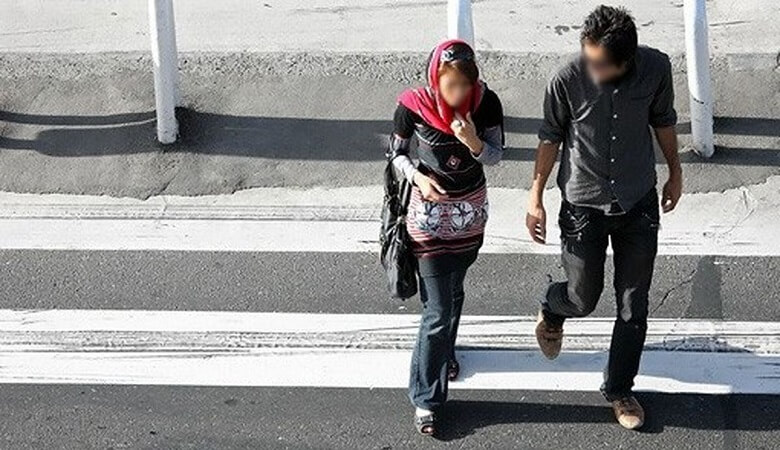 آیا منشا بسیاری از مزاحمت‌ها برای زنان نوع پوشش آن‌هاست؟