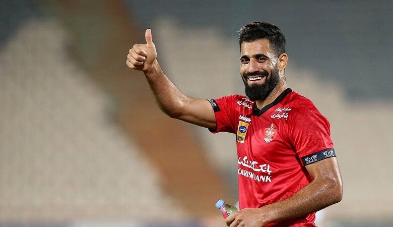 عکس دختری که اتوبوس تیم ملی را به هم ریخت لو رفت!