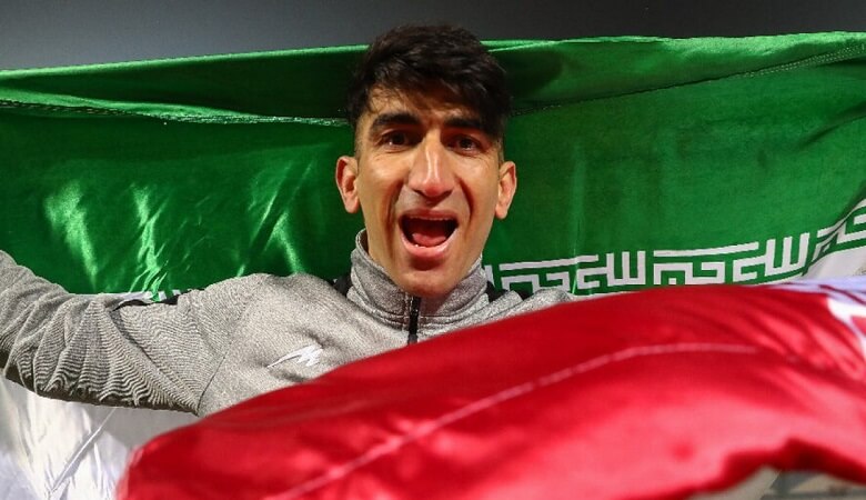 عکس/ مادر علیرضا بیرانوند در جشنواره فجر حاضر شد