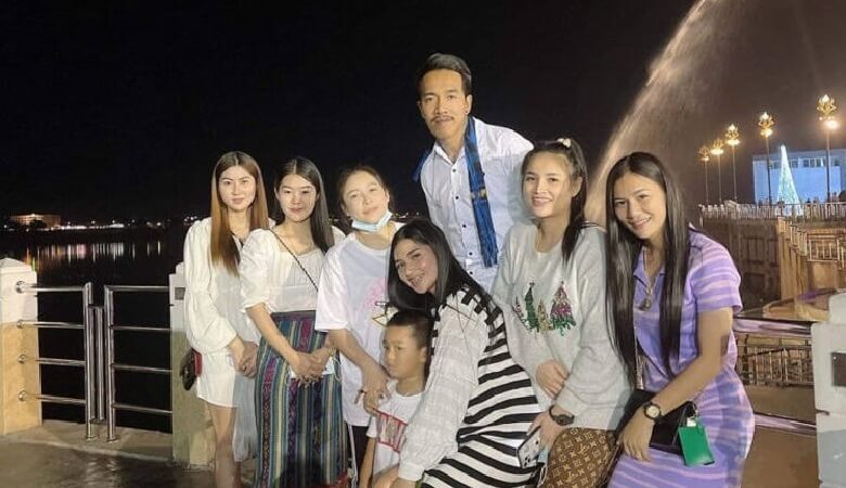 تصاویر/ مردی که ۸ زنش را همزمان در یک خانه دارد!