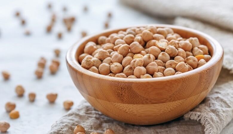 اگر میخواهید فشار خون نگیرید، این مواد غذایی را بخورید!