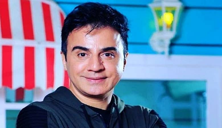 عکس/ تلاش دوباره عمو پورنگ برای اثبات تنهایی اش!