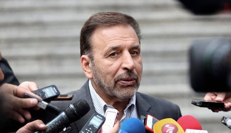 عجیب و غریب، صف پفک در تهران خبرساز شد!