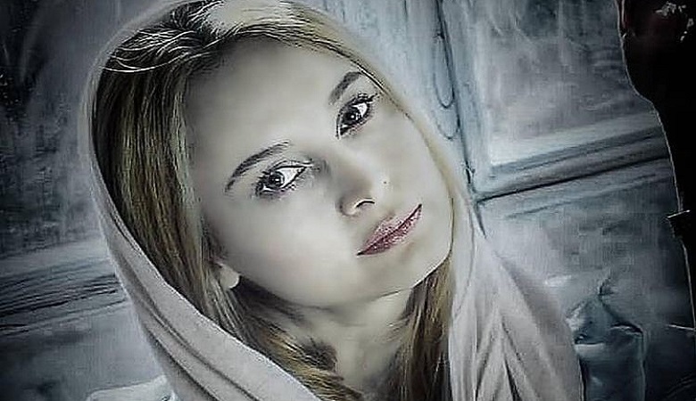خاطره بازی “مریم کاویانی” با عکس های عاشقانه اش/ تصویر