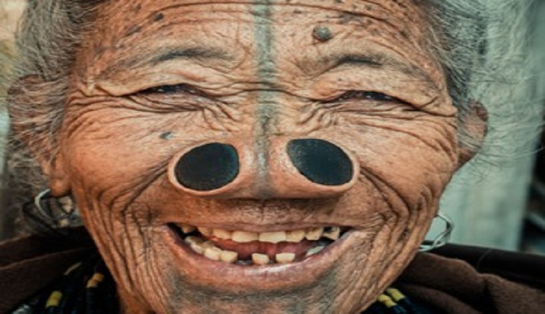 کشف عجیب قبیله “زشت ترین زنان دنیا”/ گالری تصاویر